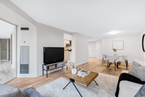 10-Kenneth-Avenue-#406-Toronto-Web-Salisbury-14