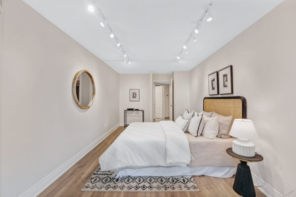 10-Kenneth-Avenue-#406-Toronto-Web-Salisbury-33
