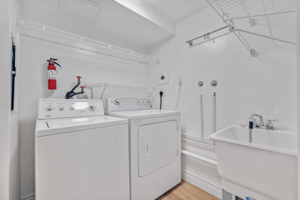 10-Kenneth-Avenue-#406-Toronto-Web-Salisbury-36