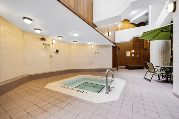 10-Kenneth-Avenue-#406-Toronto-Web-Salisbury-41