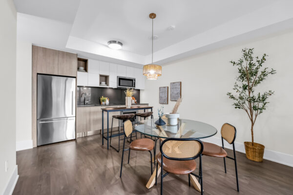 118-Merchants'-Wharf-#517-Toronto-Web-Salisbury-12