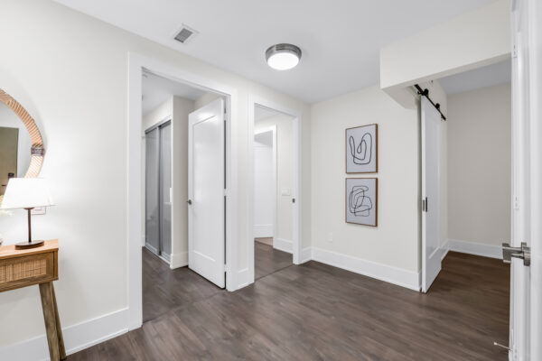 118-Merchants'-Wharf-#517-Toronto-Web-Salisbury-26