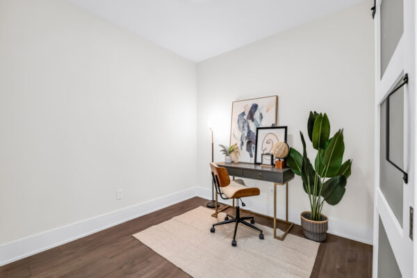 118-Merchants'-Wharf-#517-Toronto-Web-Salisbury-39
