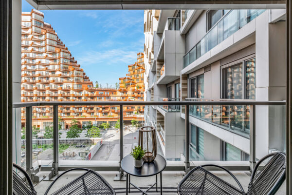 118-Merchants'-Wharf-#517-Toronto-Web-Salisbury-43