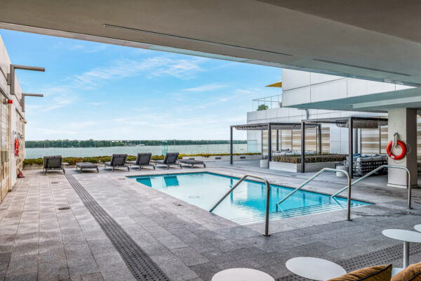 118-Merchants'-Wharf-#517-Toronto-Web-Salisbury-49