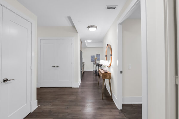 118-Merchants'-Wharf-#517-Toronto-Web-Salisbury-9