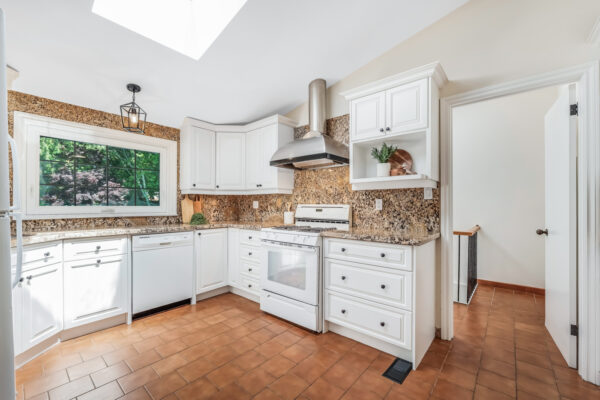 15-Ashall-Boulevard-Toronto-Web-Salisbury-20