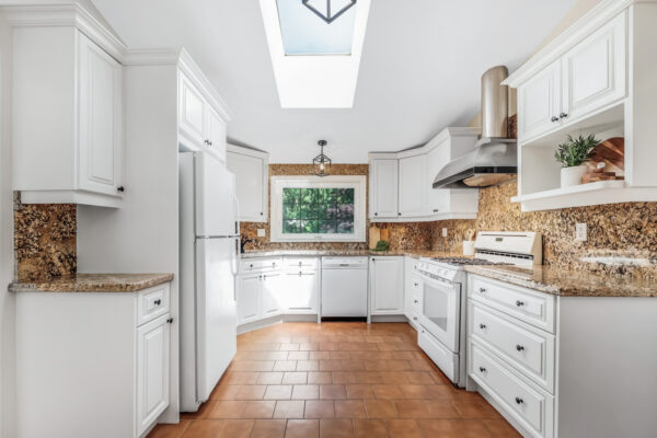 15-Ashall-Boulevard-Toronto-Web-Salisbury-21