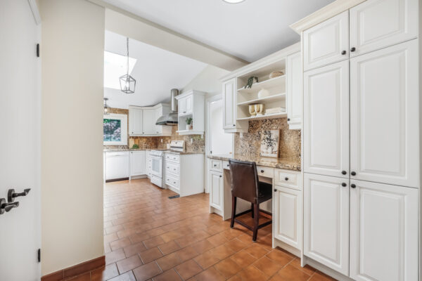 15-Ashall-Boulevard-Toronto-Web-Salisbury-26