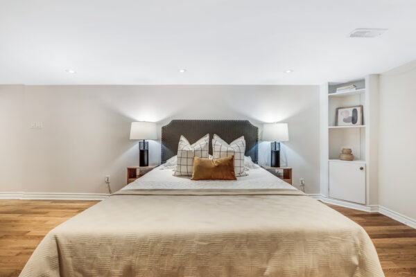 15-Ashall-Boulevard-Toronto-Web-Salisbury-50