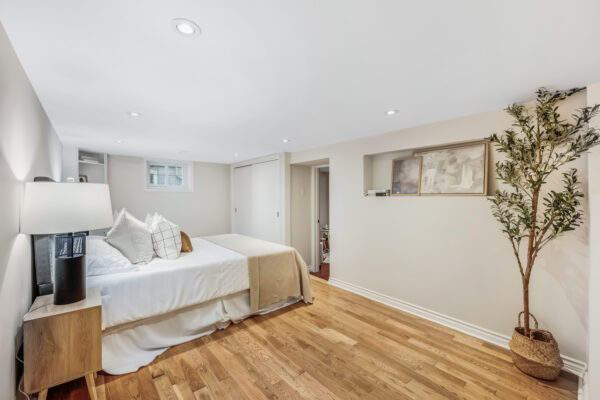 15-Ashall-Boulevard-Toronto-Web-Salisbury-52