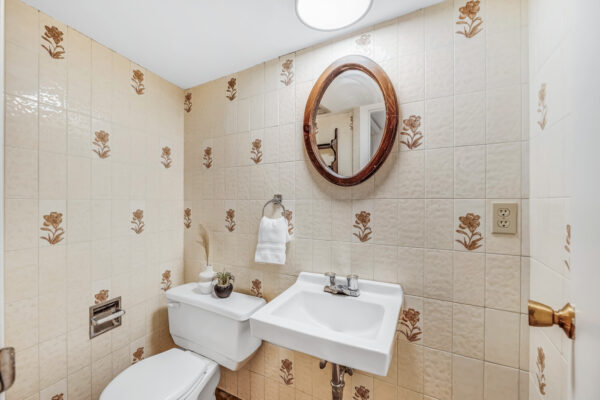 15-Ashall-Boulevard-Toronto-Web-Salisbury-55
