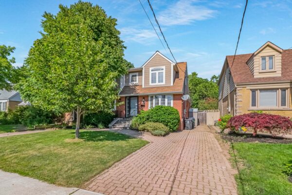 15-Ashall-Boulevard-Toronto-Web-Salisbury-7
