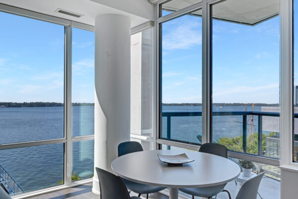 15-Merchants'-Wharf-#931-Toronto-Web-Salisbury-25