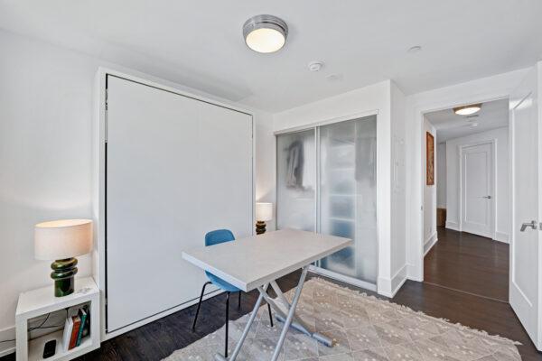 15-Merchants'-Wharf-#931-Toronto-Web-Salisbury-38