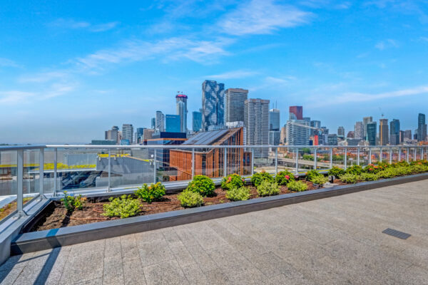 15-Merchants'-Wharf-#931-Toronto-Web-Salisbury-60
