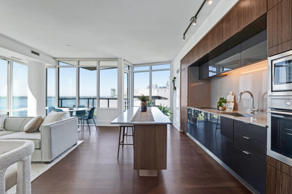 15-Merchants'-Wharf-#931-Toronto-Web-Salisbury-8