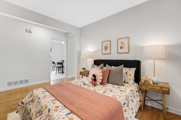 27-Fenlon-Drive-Toronto-Web-Salisbury-34