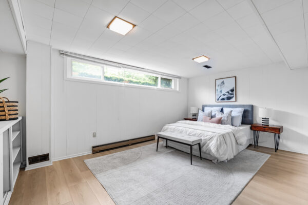 27-Fenlon-Drive-Toronto-Web-Salisbury-55