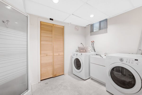 27-Fenlon-Drive-Toronto-Web-Salisbury-57
