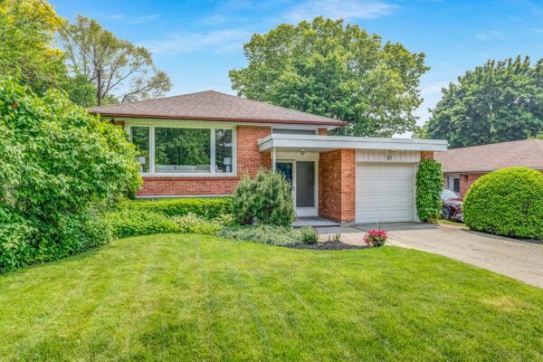 27-Fenlon-Drive-Toronto-Web-Salisbury-6
