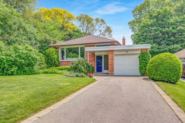 27-Fenlon-Drive-Toronto-Web-Salisbury-8