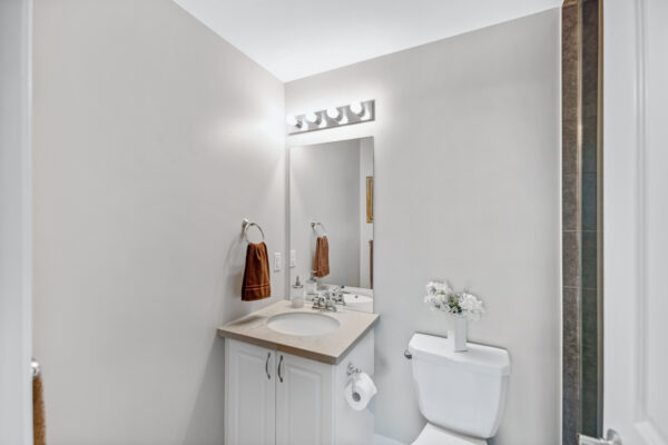 306-Essa-Road-#614-Barrie-Web-Salisbury-24