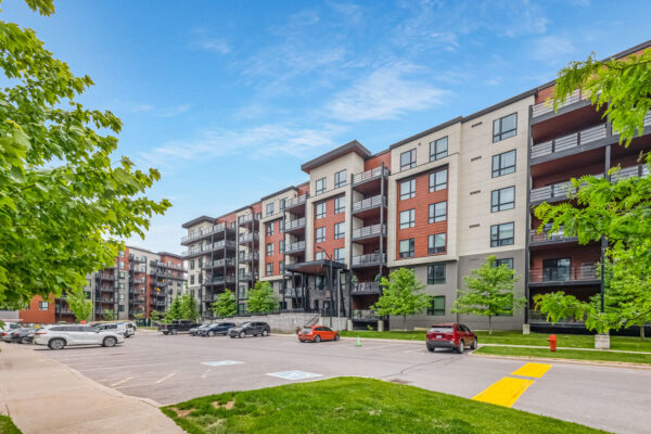 306-Essa-Road-#614-Barrie-Web-Salisbury-6