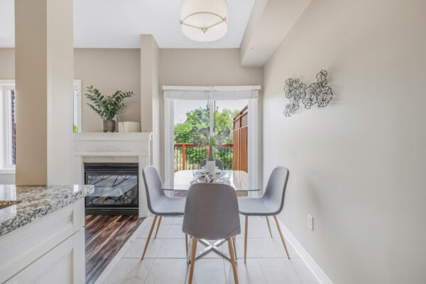 32-Arch-Brown-Court-Barrie-Web-Salisbury-20