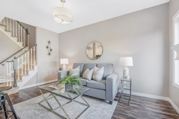 32-Arch-Brown-Court-Barrie-Web-Salisbury-24