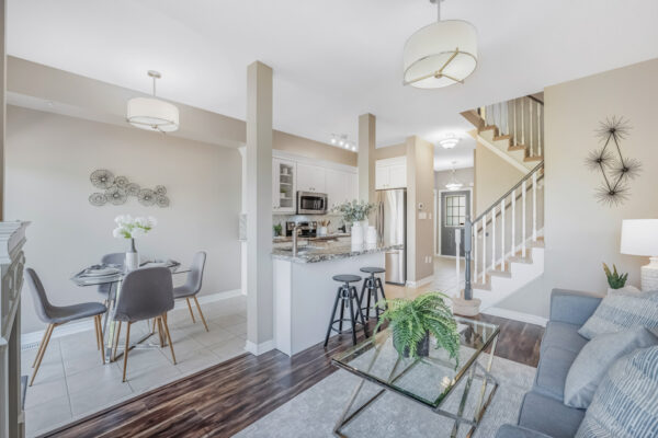 32-Arch-Brown-Court-Barrie-Web-Salisbury-27