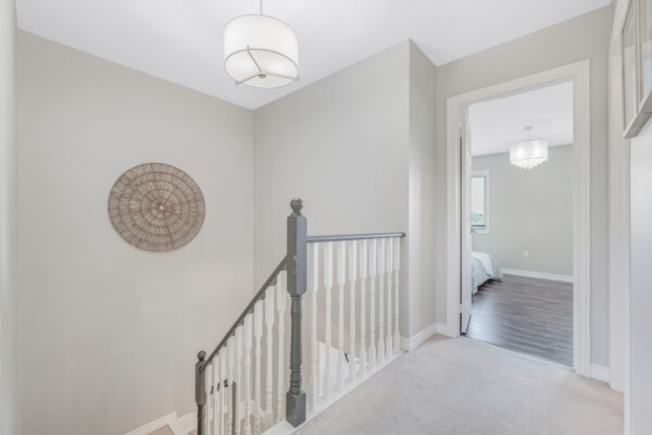 32-Arch-Brown-Court-Barrie-Web-Salisbury-35