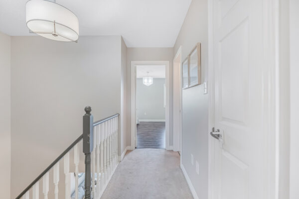 32-Arch-Brown-Court-Barrie-Web-Salisbury-36