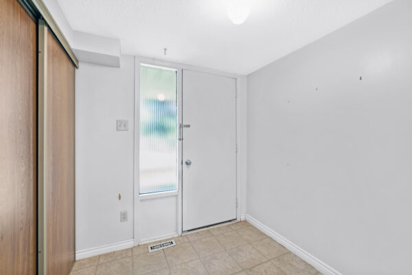 32-Scotney-Grove-Toronto-Web-Salisbury-12