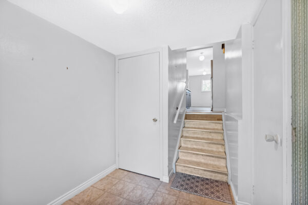 32-Scotney-Grove-Toronto-Web-Salisbury-13