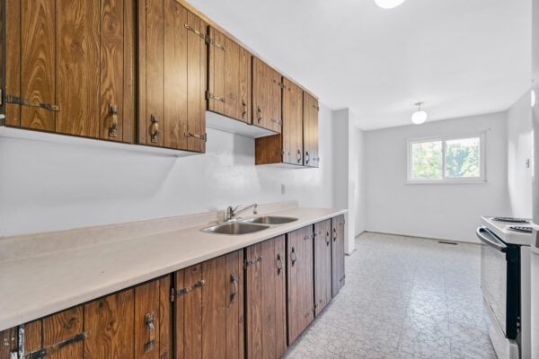 32-Scotney-Grove-Toronto-Web-Salisbury-14