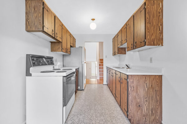 32-Scotney-Grove-Toronto-Web-Salisbury-16