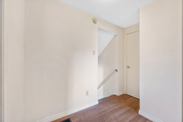 32-Scotney-Grove-Toronto-Web-Salisbury-32