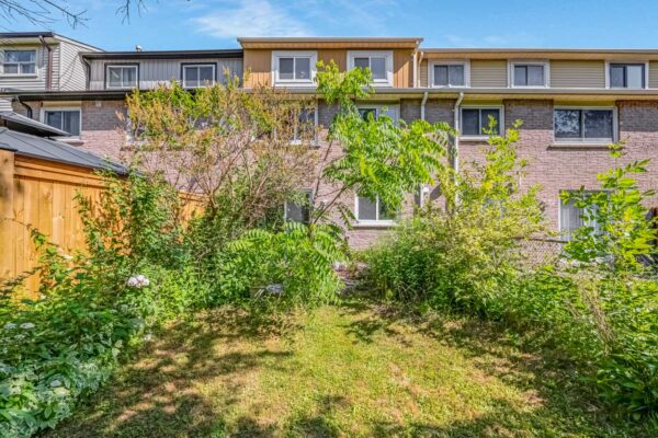 32-Scotney-Grove-Toronto-Web-Salisbury-54