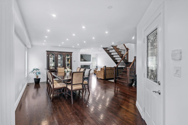 4735-Apple-Blossom-Circle-Mississauga-Web-Salisbury-11