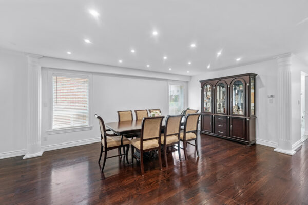 4735-Apple-Blossom-Circle-Mississauga-Web-Salisbury-12