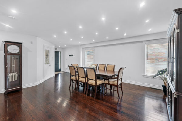4735-Apple-Blossom-Circle-Mississauga-Web-Salisbury-13