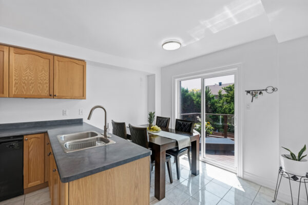 4735-Apple-Blossom-Circle-Mississauga-Web-Salisbury-21