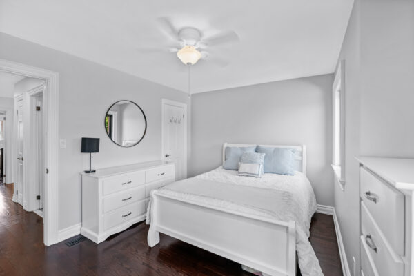 4735-Apple-Blossom-Circle-Mississauga-Web-Salisbury-36