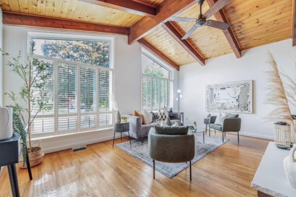 6-Lynn-Gate-Crescent-Toronto-Web-Salisbury-14