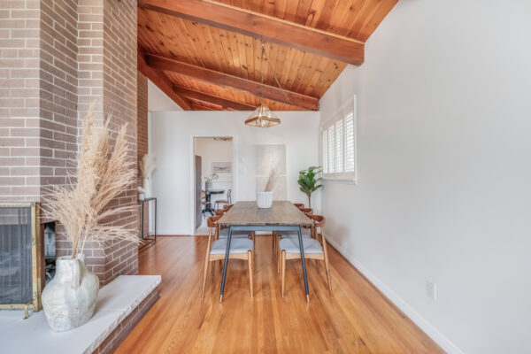 6-Lynn-Gate-Crescent-Toronto-Web-Salisbury-17