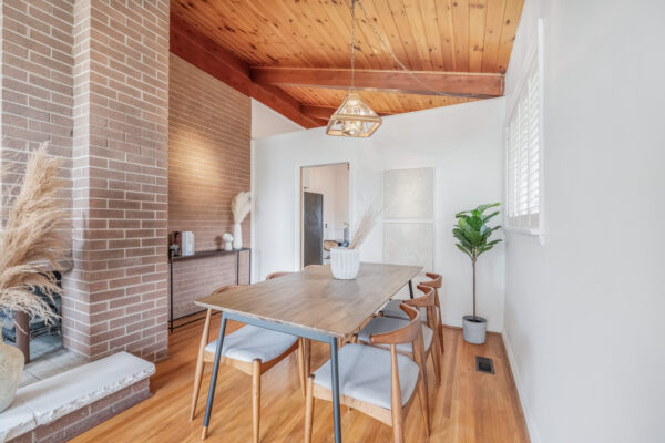 6-Lynn-Gate-Crescent-Toronto-Web-Salisbury-18