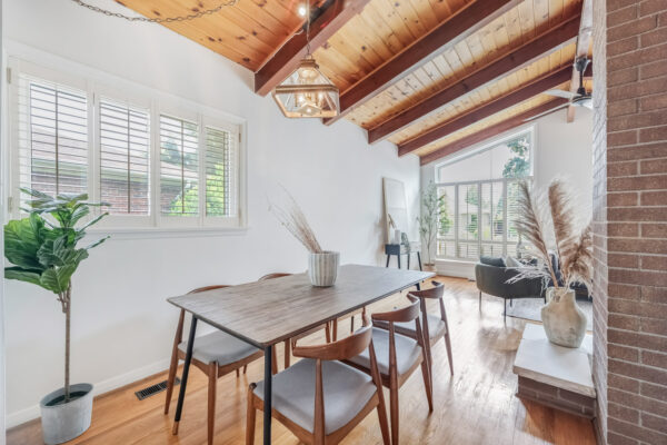6-Lynn-Gate-Crescent-Toronto-Web-Salisbury-19