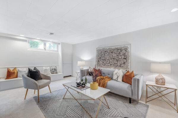 6-Lynn-Gate-Crescent-Toronto-Web-Salisbury-46