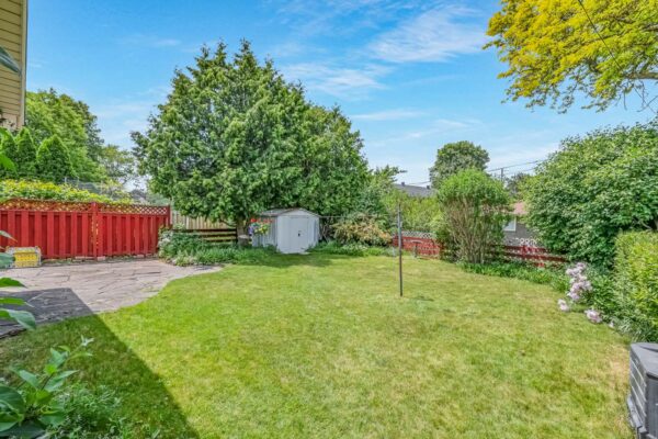 6-Lynn-Gate-Crescent-Toronto-Web-Salisbury-57